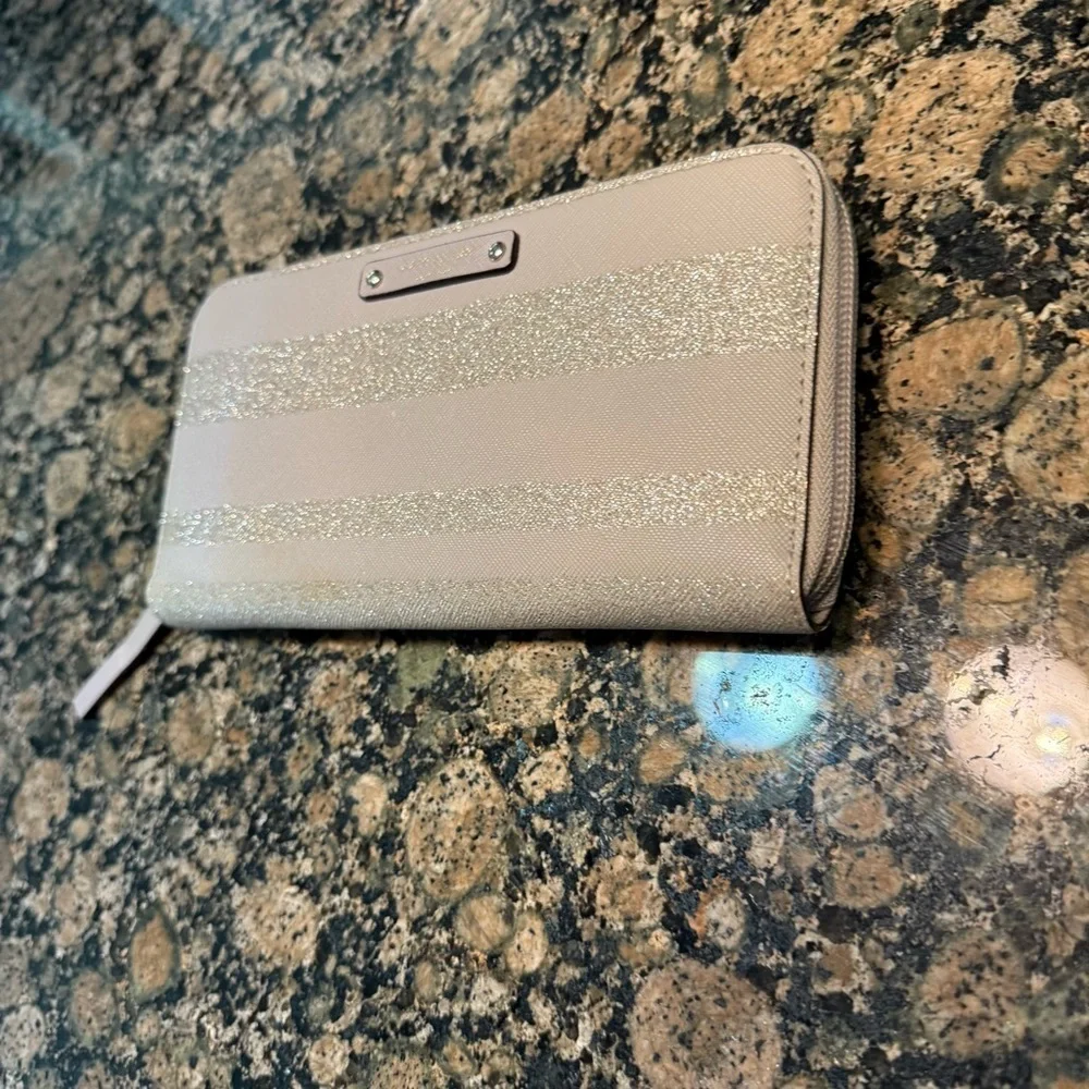Kate Spade Metallic Silver Zip Wallet